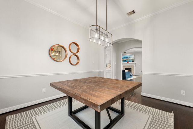 2833 Shadow Woods Court, Houston, TX 77043