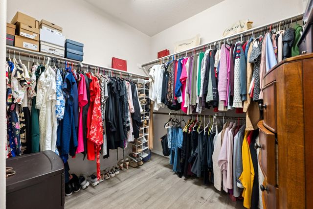 2833 Shadow Woods Court, Houston, TX 77043