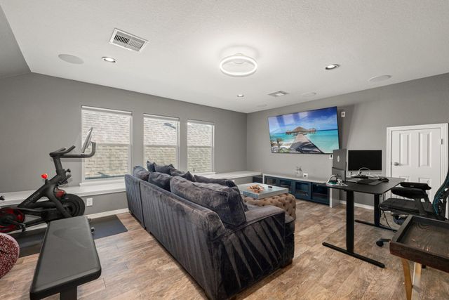 2833 Shadow Woods Court, Houston, TX 77043