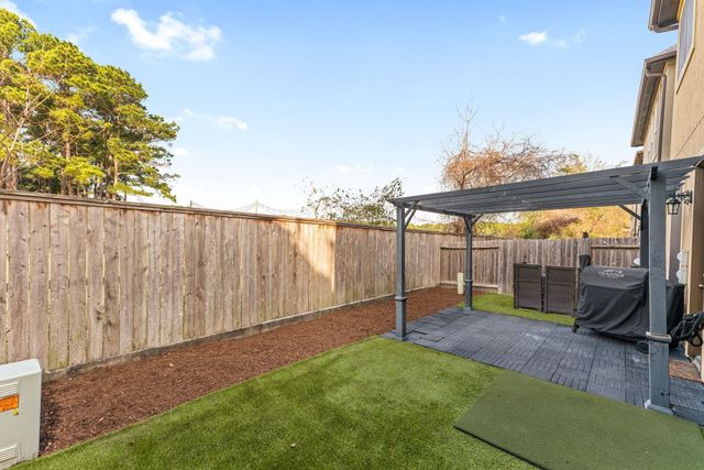 2833 Shadow Woods Court, Houston, TX 77043