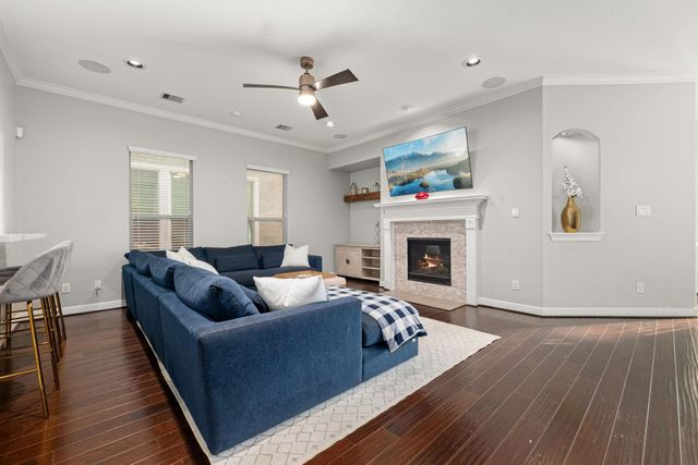 2833 Shadow Woods Court, Houston, TX 77043