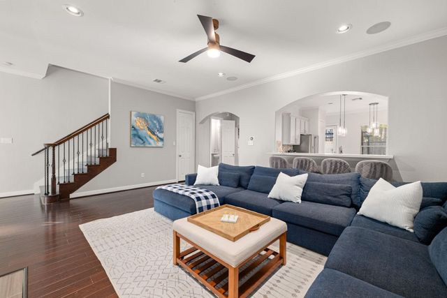 2833 Shadow Woods Court, Houston, TX 77043