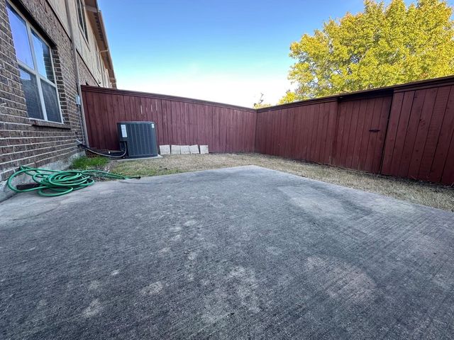 6516 Federal Hall Street, Plano, TX 75023