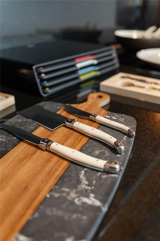 1331 Brickell Bay Dr 1801, Miami, FL 33131