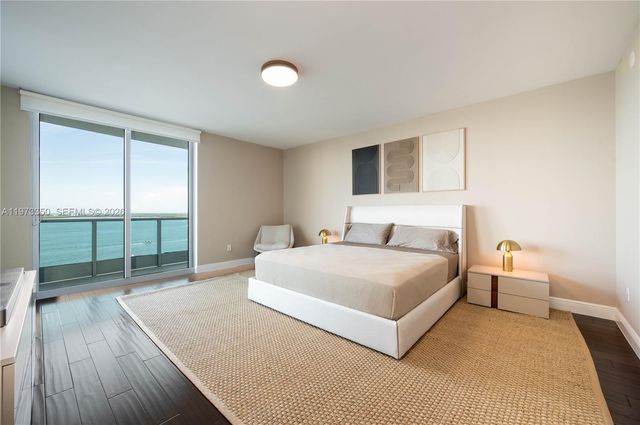 1331 Brickell Bay Dr 1801, Miami, FL 33131