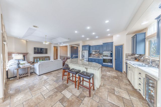 1189 S 800 E, Kaysville, UT 84037