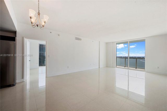 1900 N Bayshore Drive 4302, Miami, FL 33132