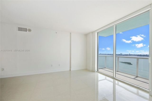 1900 N Bayshore Drive 4302, Miami, FL 33132