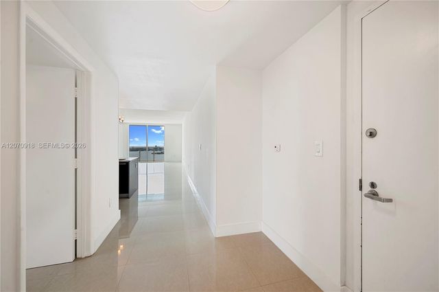 1900 N Bayshore Drive 4302, Miami, FL 33132