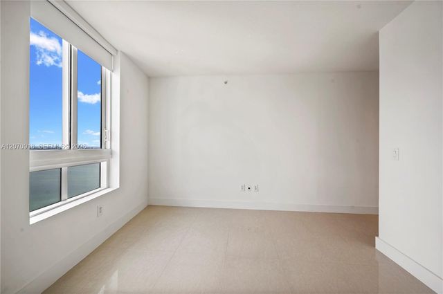 1900 N Bayshore Drive 4302, Miami, FL 33132