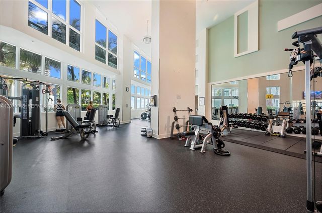 1900 N Bayshore Drive 4302, Miami, FL 33132