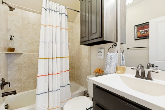 720 Four Stones Boulevard, Lewisville, TX 75056