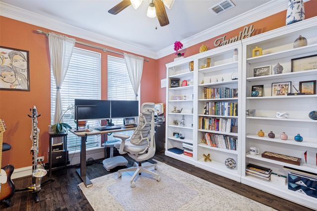 720 Four Stones Boulevard, Lewisville, TX 75056