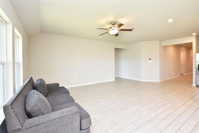 1214 Oak Barrel Run, Richmond, TX 77406