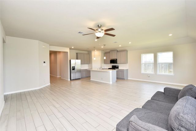 1214 Oak Barrel Run, Richmond, TX 77406