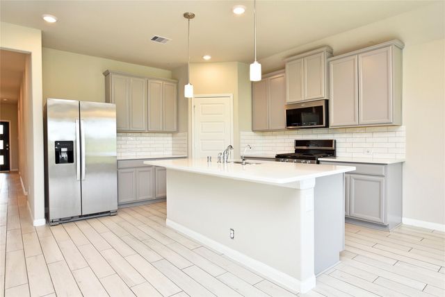 1214 Oak Barrel Run, Richmond, TX 77406