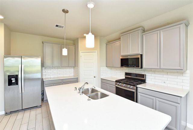 1214 Oak Barrel Run, Richmond, TX 77406