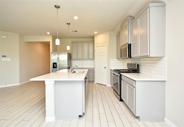 1214 Oak Barrel Run, Richmond, TX 77406