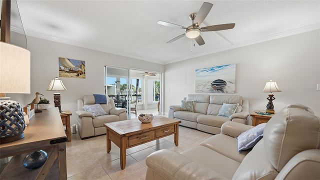 199 WHISPERING SANDS DRIVE 204, Sarasota, FL 34242