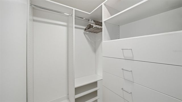 199 WHISPERING SANDS DRIVE 204, Sarasota, FL 34242