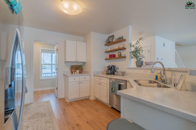 673 W FOURTH AVENUE, North Pole, AK 99705