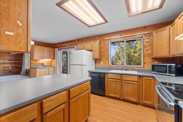 28449 Whippoorwill Circle, Shingletown, CA 96088