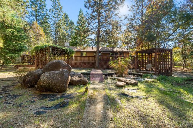 28449 Whippoorwill Circle, Shingletown, CA 96088