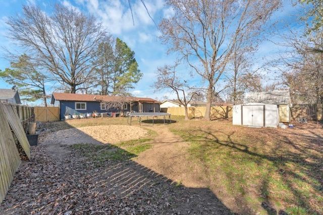 811 N 30th Street, Rogers, AR 72756