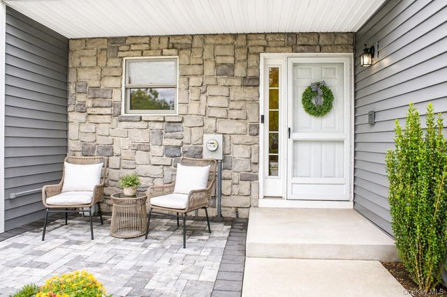 170 Alicia Drive, North Babylon, NY 11703