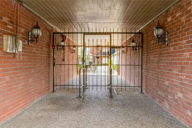 11540 Chimney Rock Road 117, Houston, TX 77035