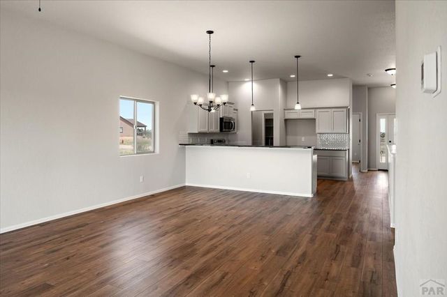 550 E Chaunsey Dr, Pueblo West, CO 81007