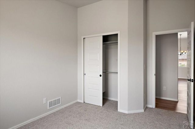 550 E Chaunsey Dr, Pueblo West, CO 81007