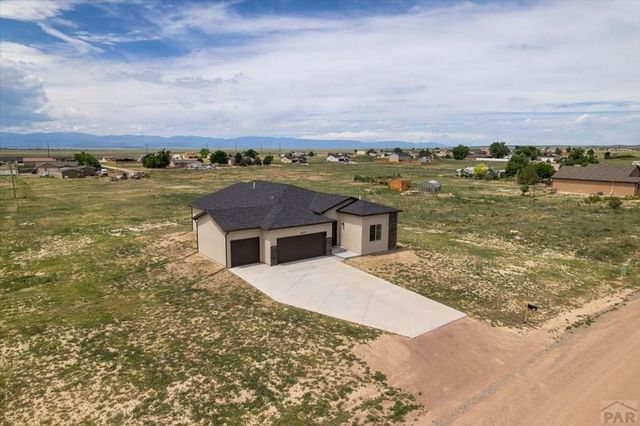 550 E Chaunsey Dr, Pueblo West, CO 81007