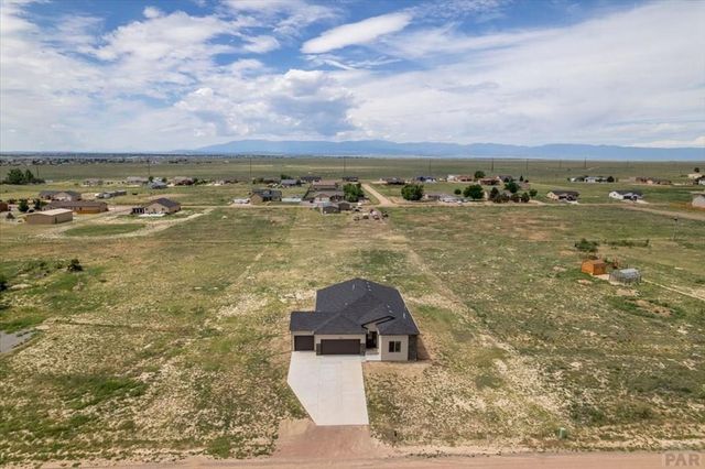 550 E Chaunsey Dr, Pueblo West, CO 81007