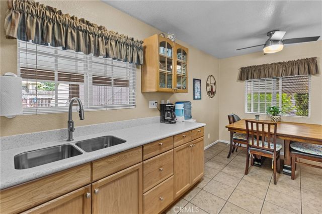 2761 Redlands, Perris, CA 92571