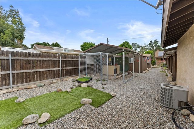 2761 Redlands, Perris, CA 92571