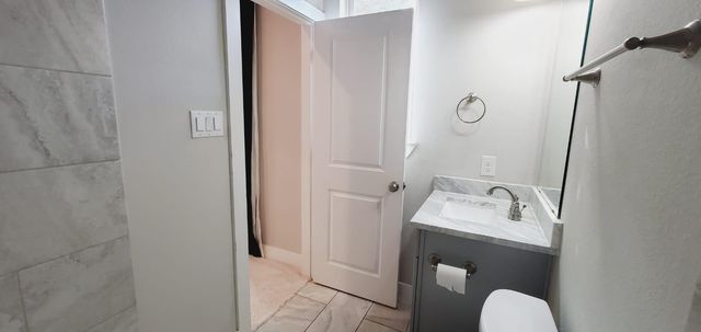 2422 Maufferd Street, Houston, TX 77009