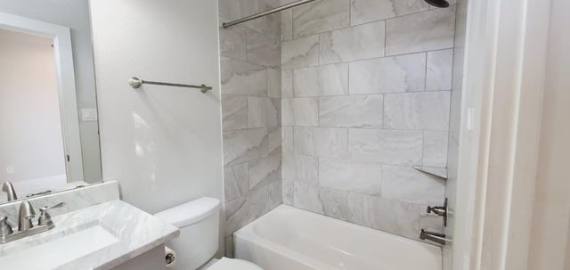 2422 Maufferd Street, Houston, TX 77009