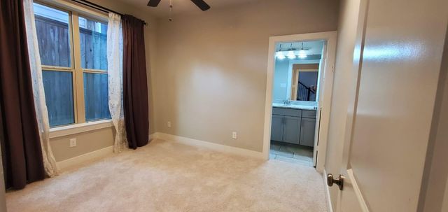 2422 Maufferd Street, Houston, TX 77009