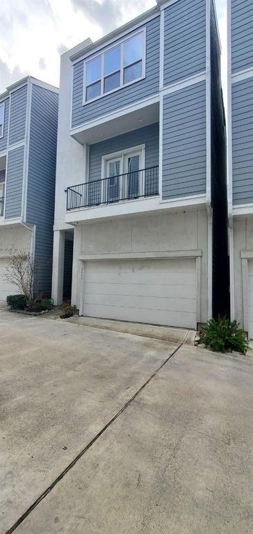 2422 Maufferd Street, Houston, TX 77009