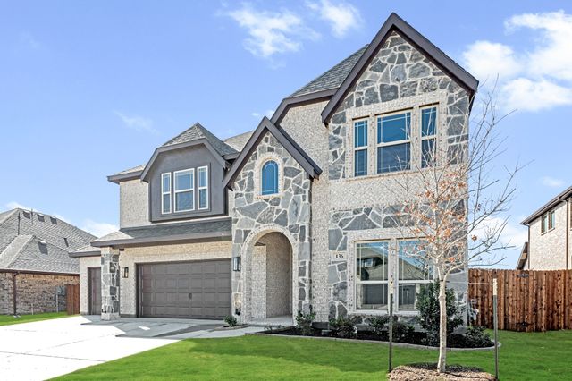 136 Fireberry Drive, Glenn Heights, TX 75154