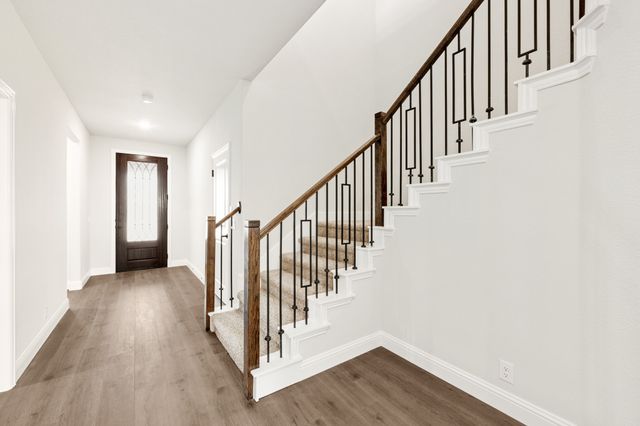 136 Fireberry Drive, Glenn Heights, TX 75154