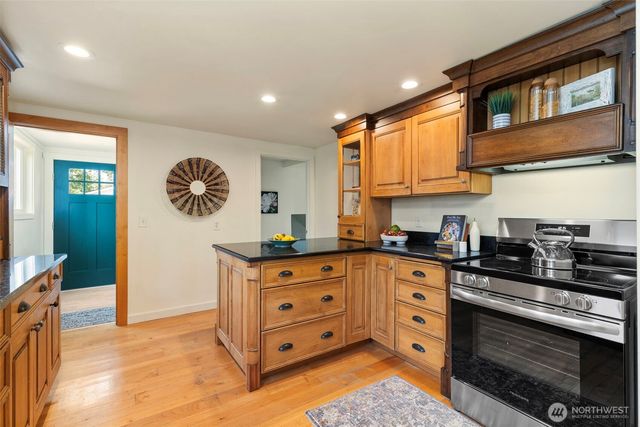 3542 NW Lowell Street, Silverdale, WA 98383