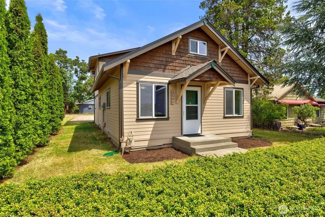 3542 NW Lowell Street, Silverdale, WA 98383