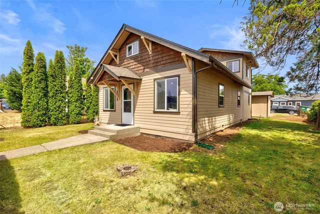 3542 NW Lowell Street, Silverdale, WA 98383