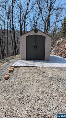 534 Hamburg Turnpike, West Milford, NJ 07480