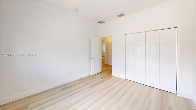 372 NE 26th Pl 201, Homestead, FL 33033