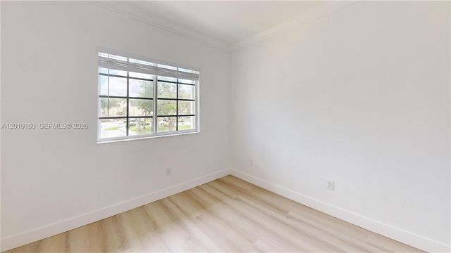 372 NE 26th Pl 201, Homestead, FL 33033