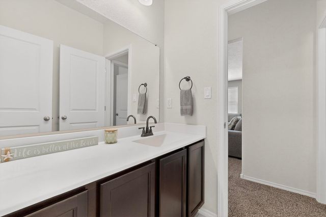 2280 Solara Loop NE, Rio Rancho, NM 87144