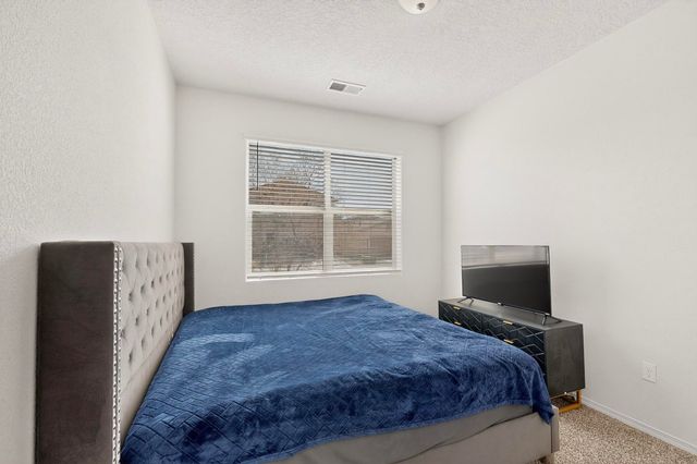 2280 Solara Loop NE, Rio Rancho, NM 87144